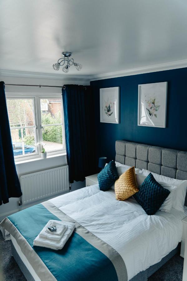 The Woodlands, Shortstay, Ideal For Families, Relocation, Contractors, Travel Stay Horley Buitenkant foto