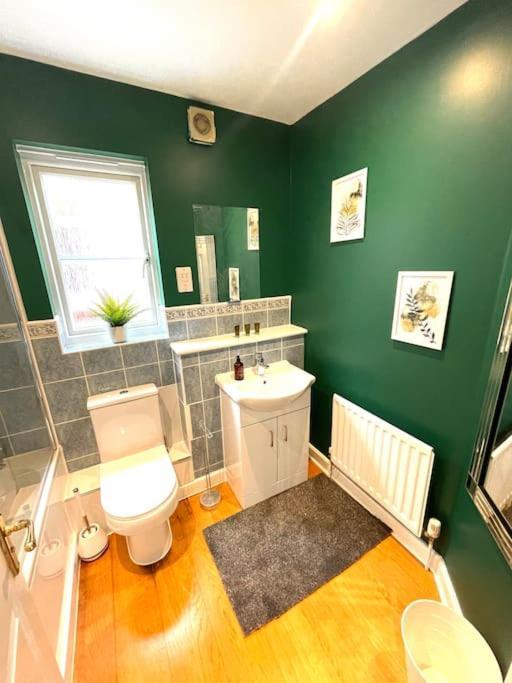 The Woodlands, Shortstay, Ideal For Families, Relocation, Contractors, Travel Stay Horley Buitenkant foto